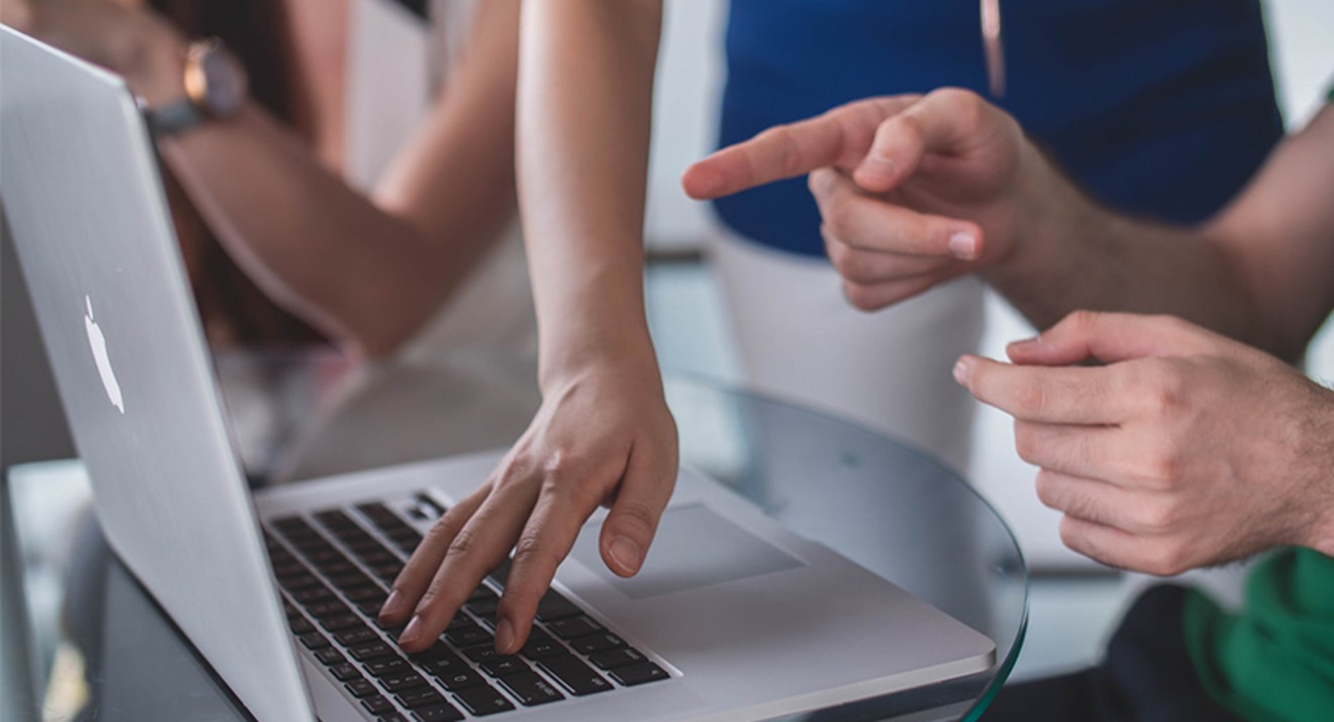 How Klipfolio Data Heroes helped Curotec automate real-time reporting