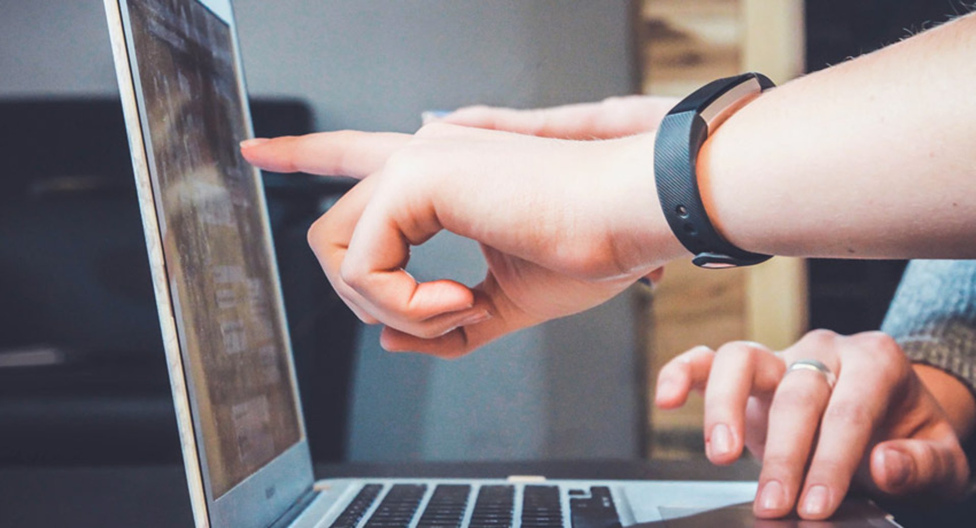 The best CRM training resources for Salesforce, HubSpot, Zoho, Pipedrive, and Keap